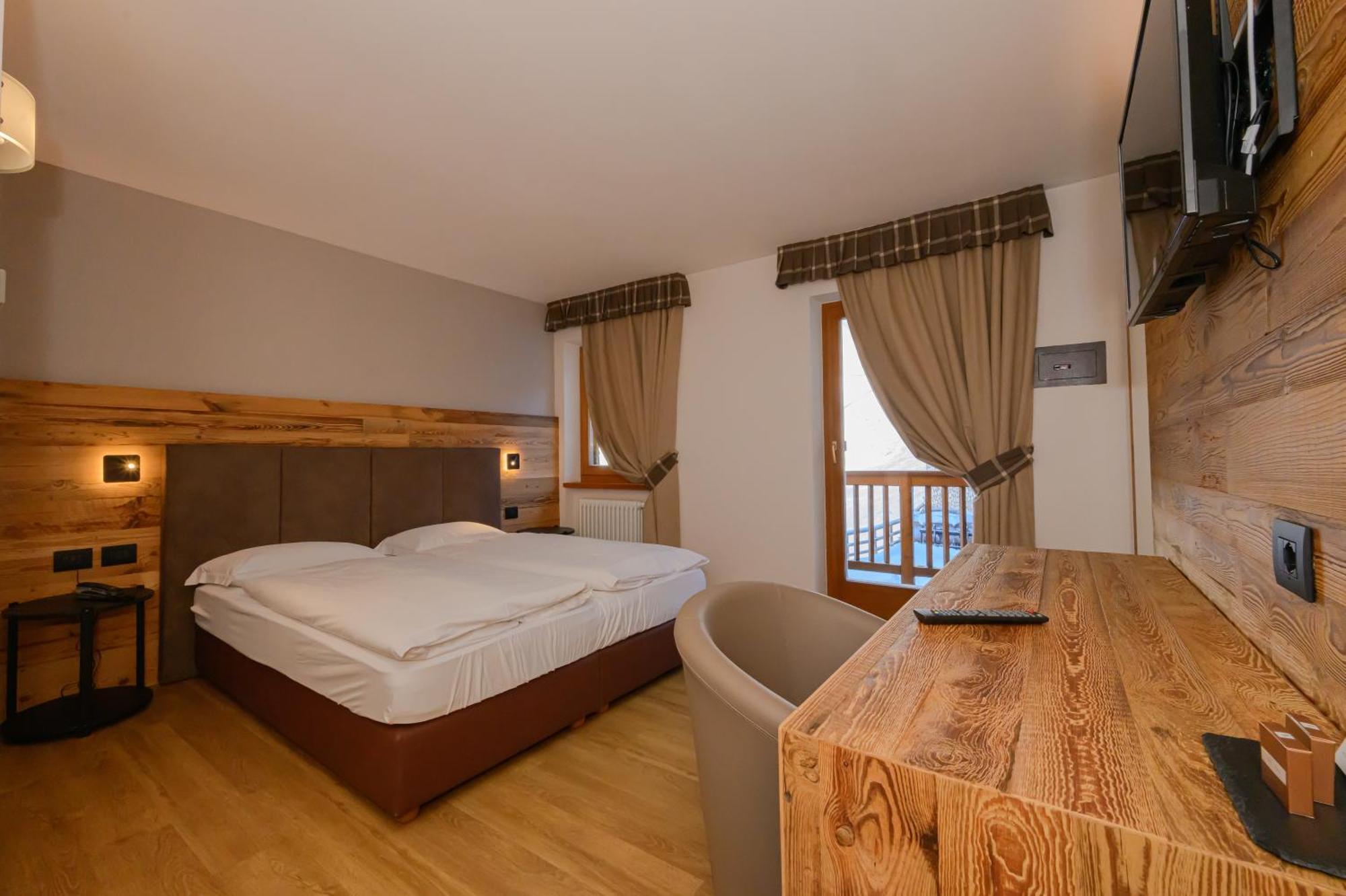 Hotel Tita Piaz Canazei Eksteriør billede