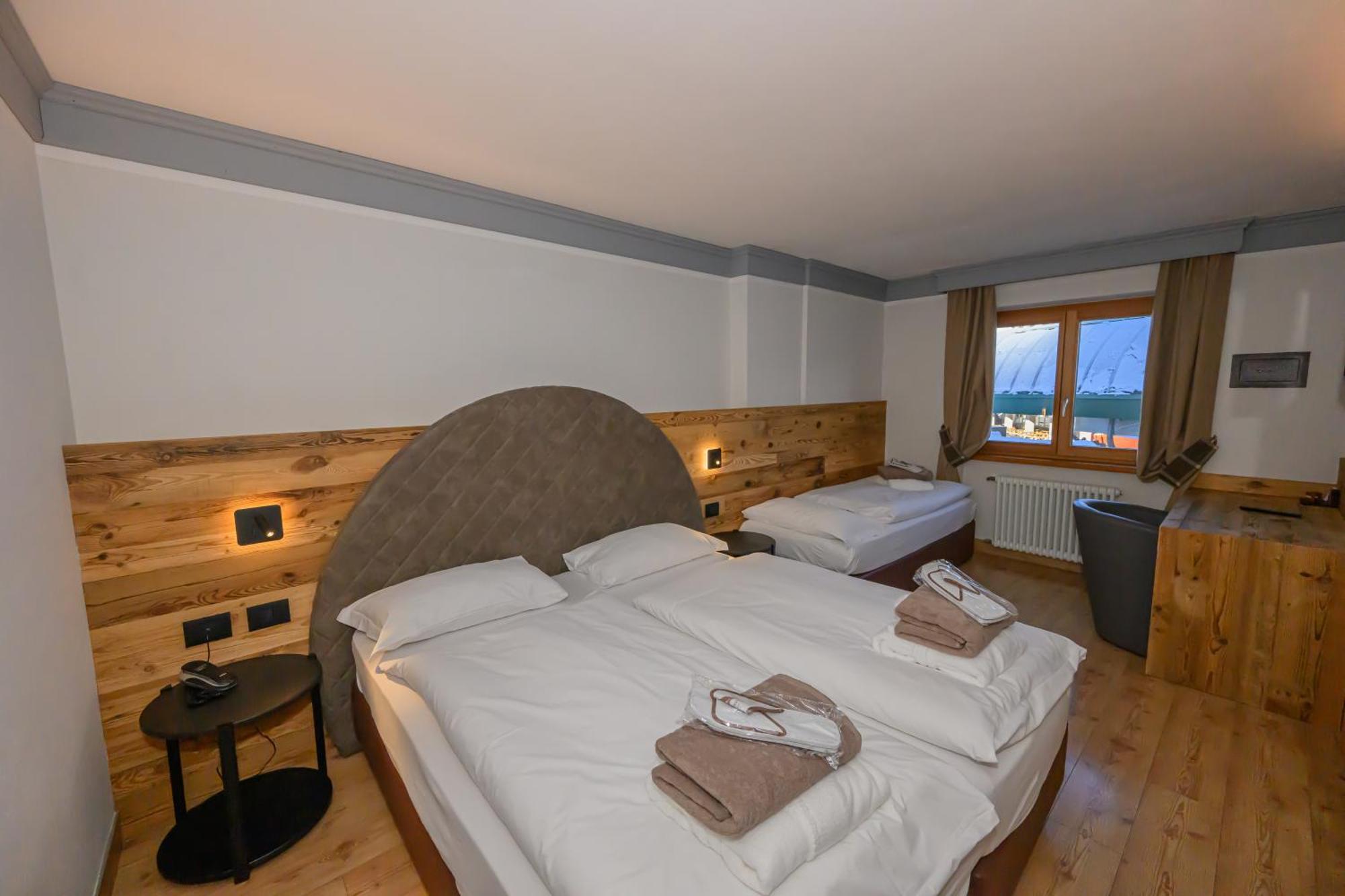 Hotel Tita Piaz Canazei Eksteriør billede