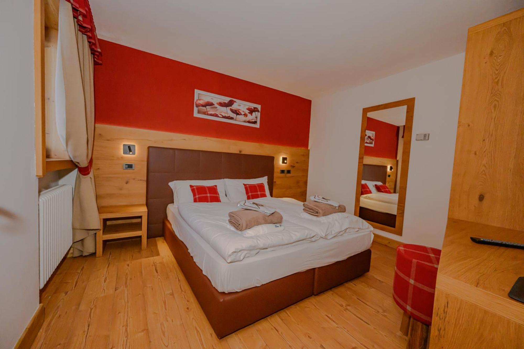 Hotel Tita Piaz Canazei Eksteriør billede